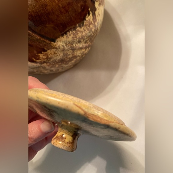 Vintage Gonder 8.5" Yellow & Brown Drip/Sponge P-24 U.S.A Swirl Round Cookie Jar - Picture 9 of 12